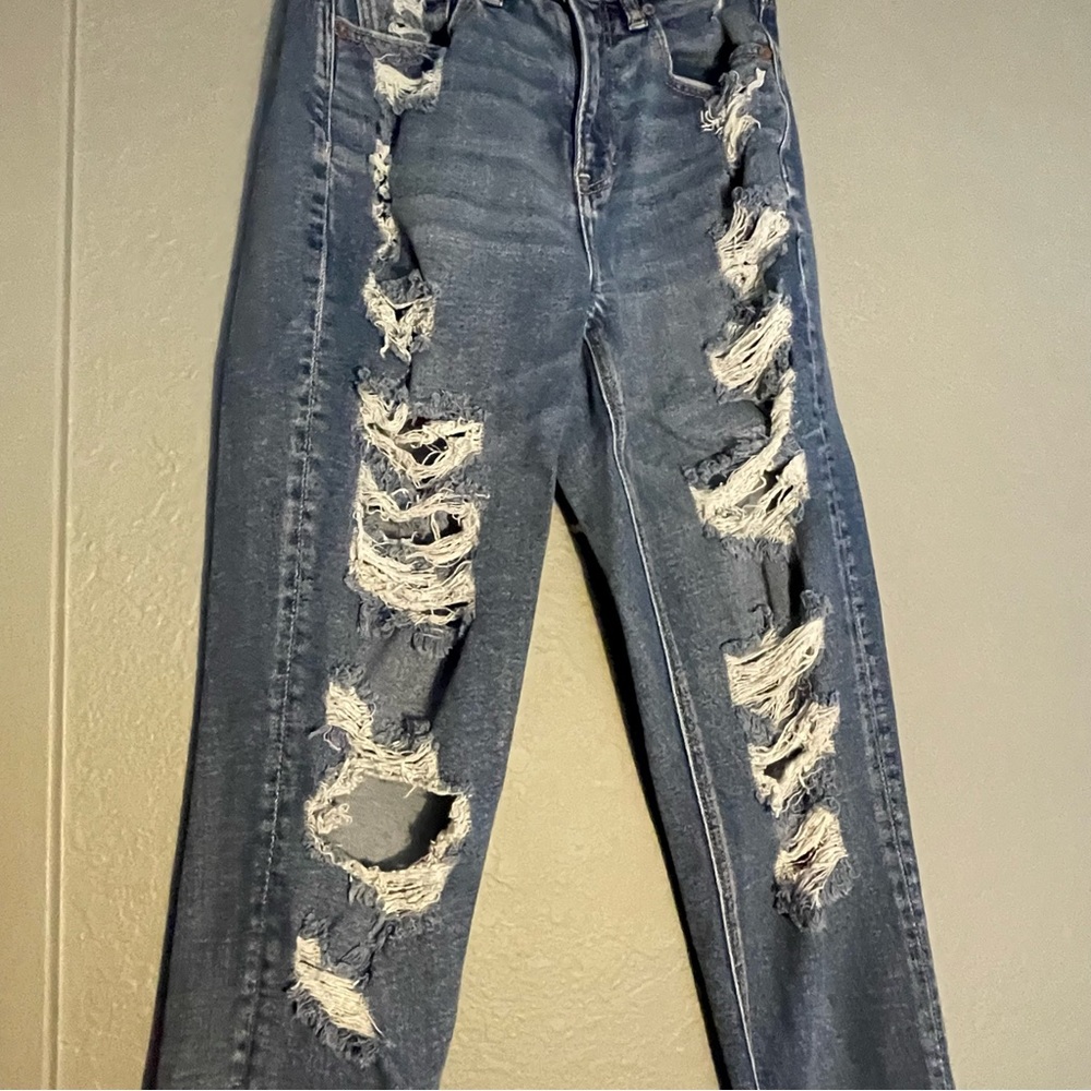 American Eagle ripped straight jeans
